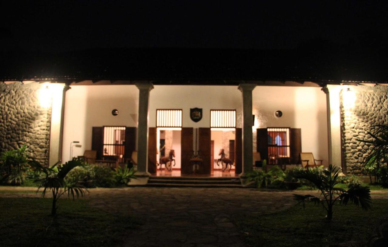 Serendip Stone Hotel And Bungalow Kandy Exterior photo