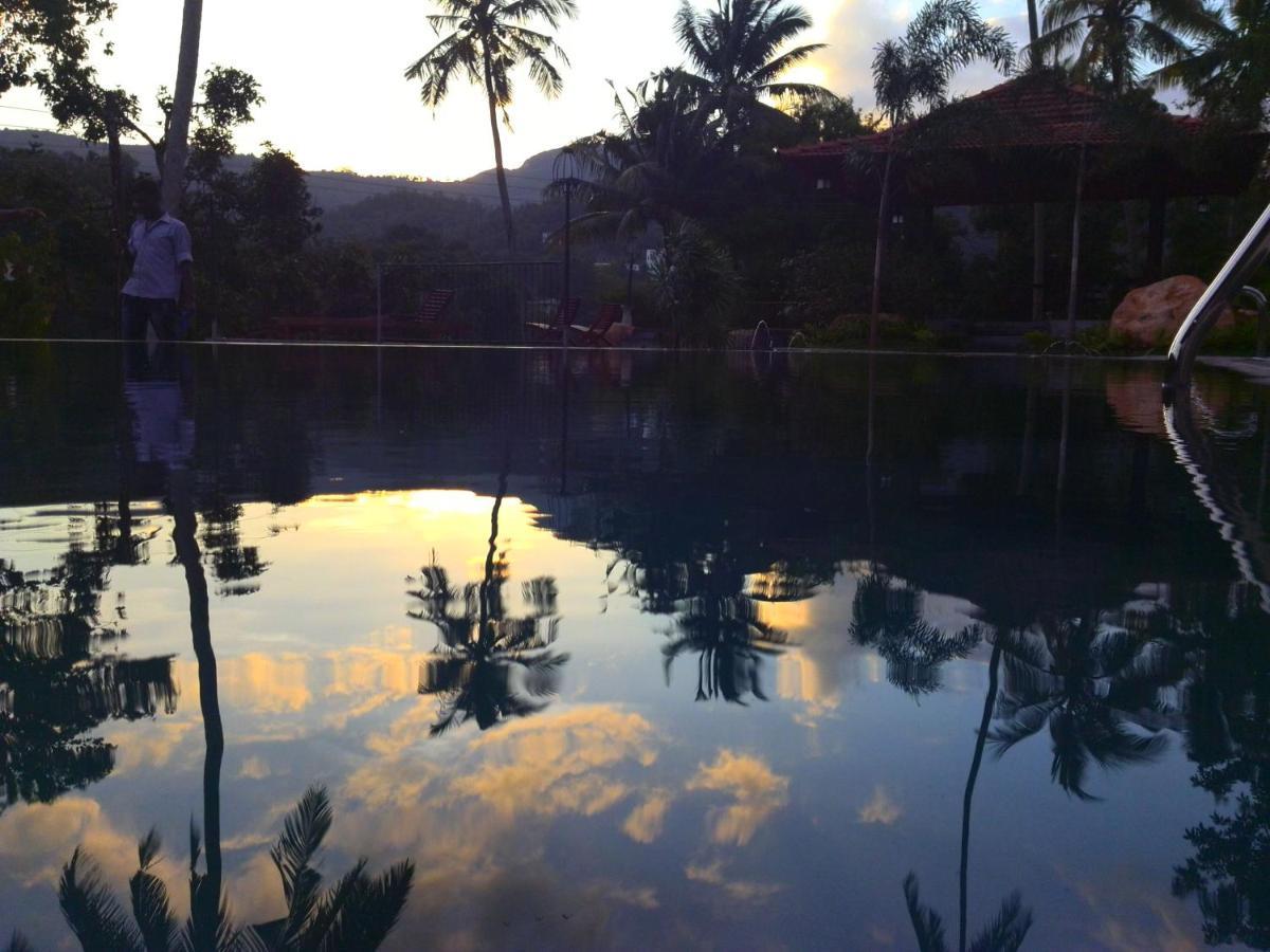 Serendip Stone Hotel And Bungalow Kandy Exterior photo