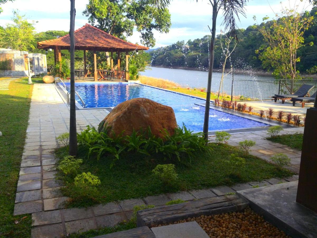 Serendip Stone Hotel And Bungalow Kandy Exterior photo