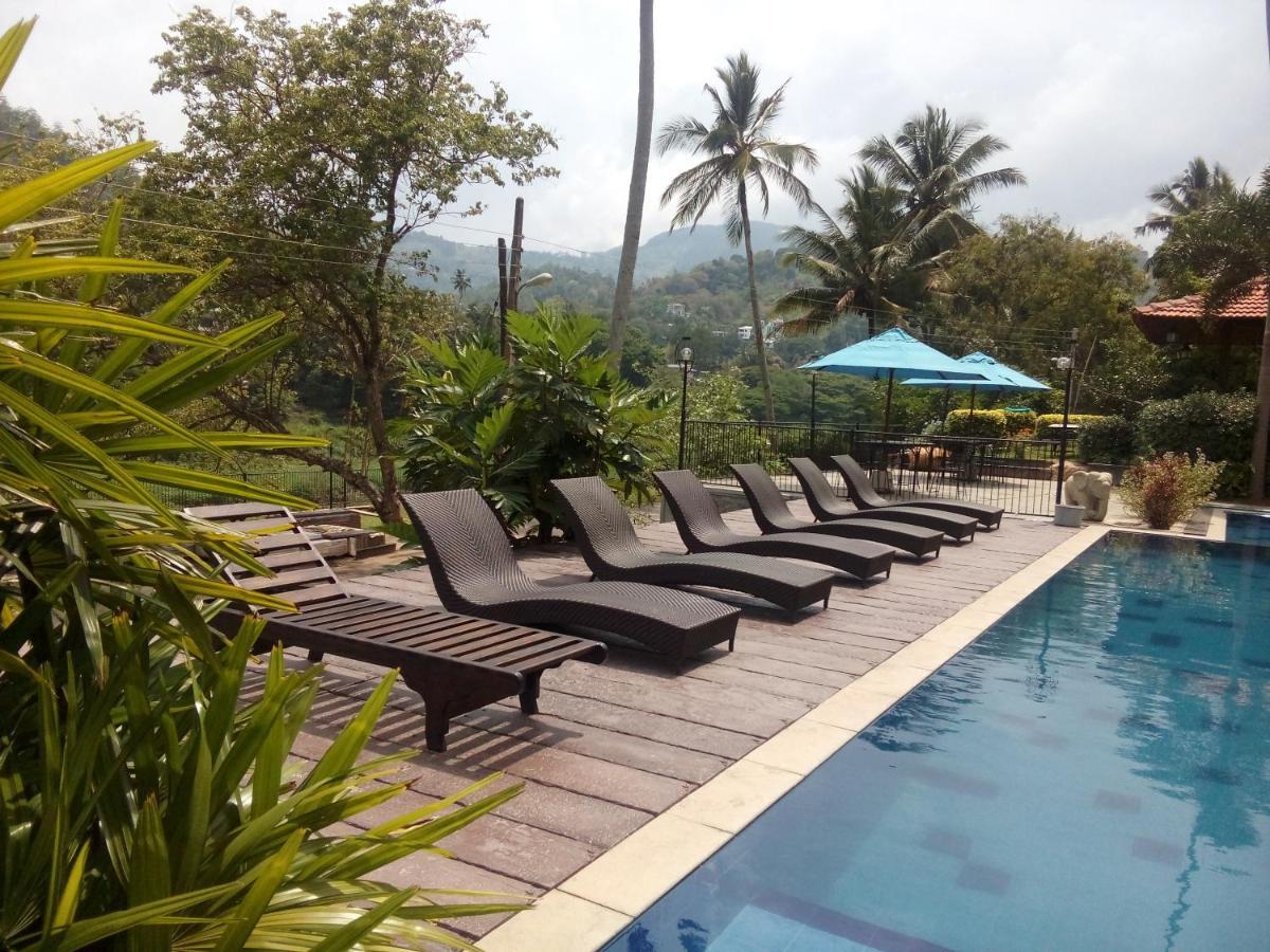 Serendip Stone Hotel And Bungalow Kandy Exterior photo