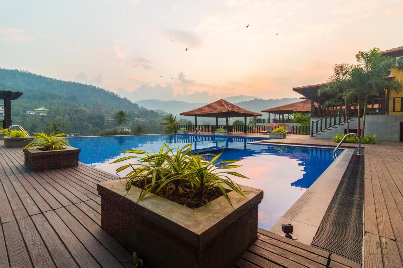 Serendip Stone Hotel And Bungalow Kandy Exterior photo